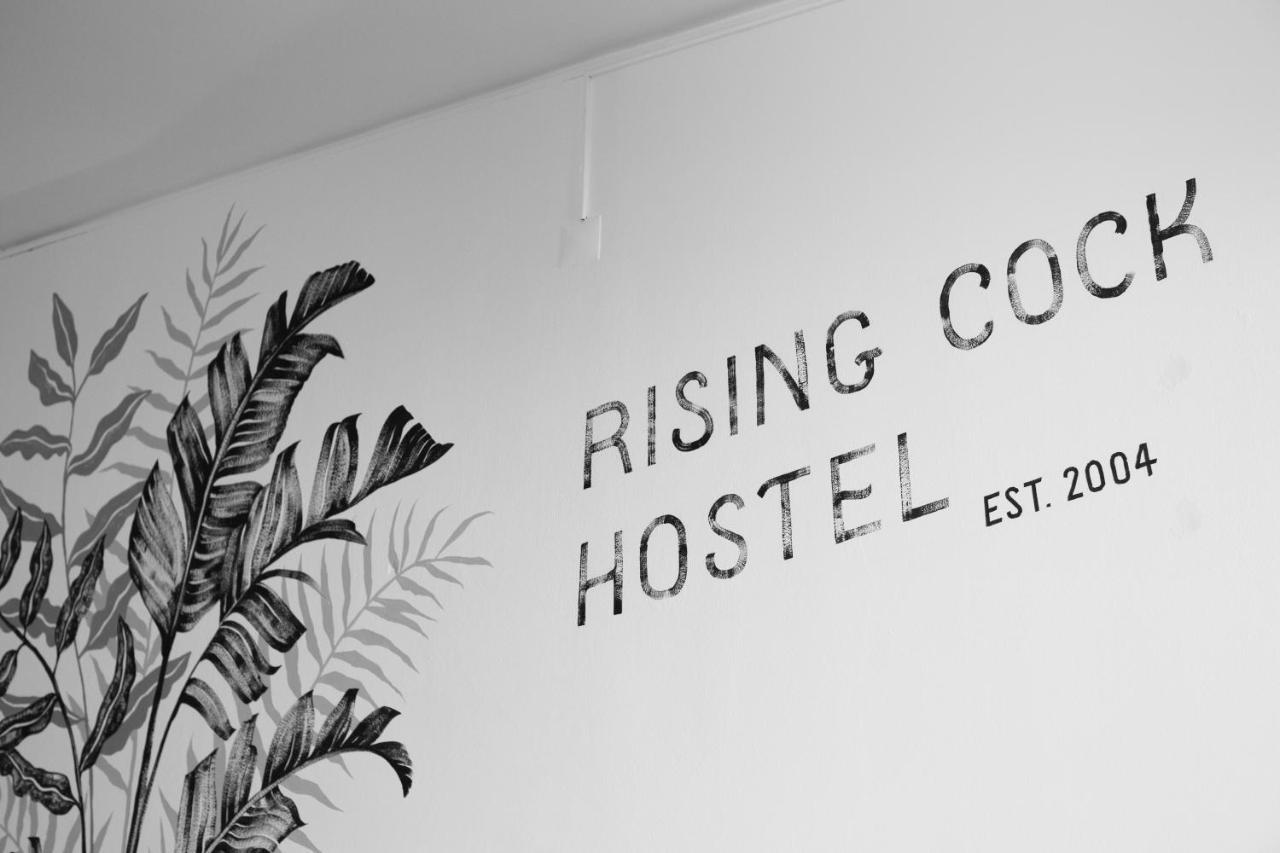Rising Cock Party Hostel Lagos Buitenkant foto